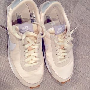 Nike Women's DBreak Shoes